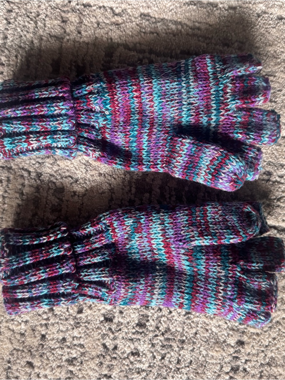 Mittens - Multicolor - Picture 3 of 3